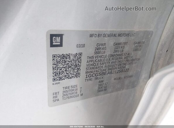 1GCGSBEA6J1258122 2018 CHEVROLET COLORADO Silver Вид підкапотного простору