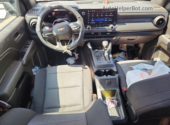 1GCGSBEC0P1128945 2023 CHEVROLET COLORADO White Առջևի վահանակի տեսք