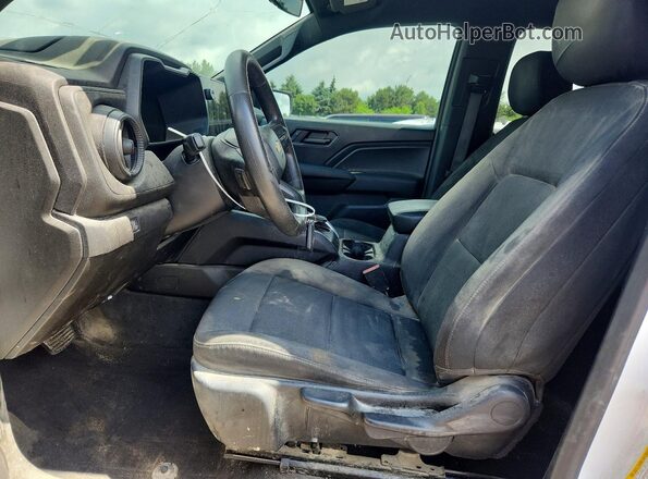 1GCGSBEC0R1129578 2024 CHEVROLET COLORADO White Front interior view