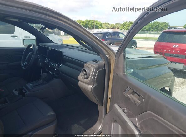 1GCGSBEC1R1247364 2024 CHEVROLET COLORADO Brown Widok wnętrza z przodu
