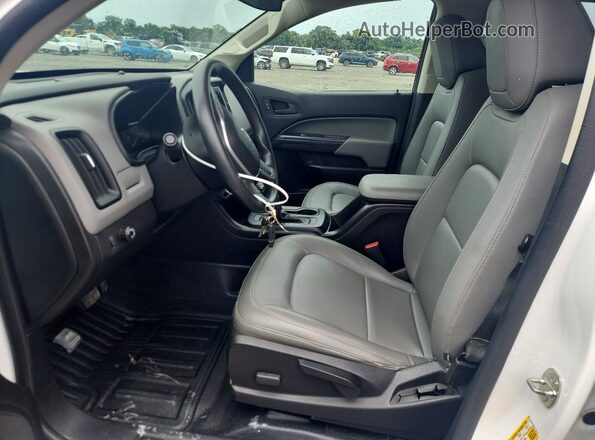 1GCGSBEN2J1173717 2018 CHEVROLET COLORADO White Front interior view