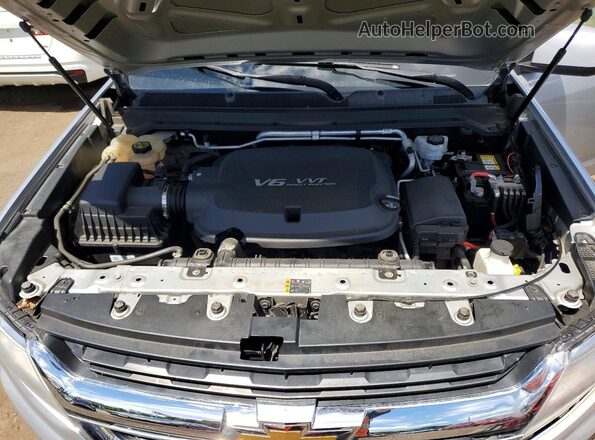 1GCGSBEN3J1229809 2018 CHEVROLET COLORADO Silver Rear interior view