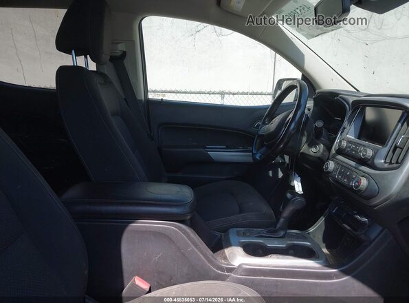 1GCGSCE13J1253272 2018 CHEVROLET COLORADO Gray Front interior view