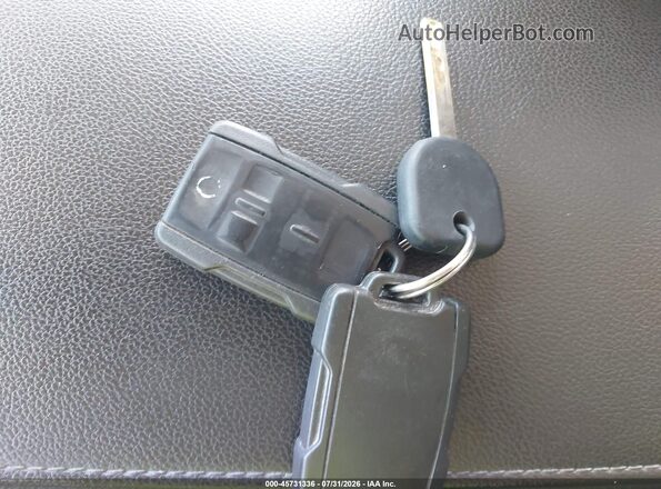 1GCGSCEA1H1222273 2017 CHEVROLET COLORADO Серебряный Вид панели приборов