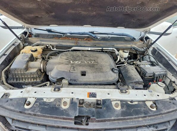1GCGSCEN0K1112843 2019 CHEVROLET COLORADO White Rear interior view