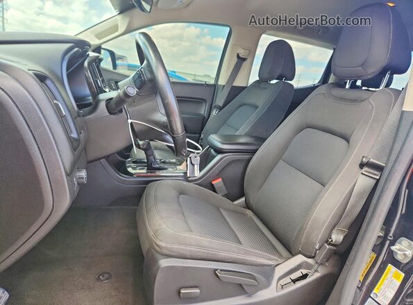 1GCGSCENXH1277114 2017 CHEVROLET COLORADO Черный Вид салона спереди