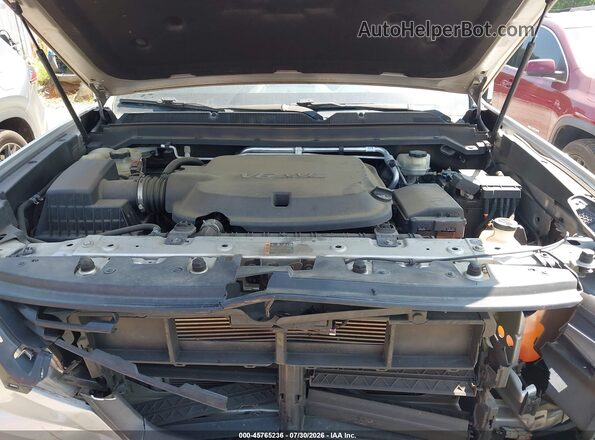 1GCGSDEN2J1114677 2018 CHEVROLET COLORADO Silver Widok z tyłu