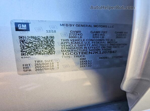 1GCGTBEN2K1207847 2019 CHEVROLET COLORADO Silver Widok komory silnika