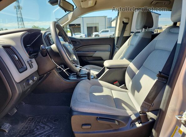 1GCGTBEN2K1207847 2019 CHEVROLET COLORADO Silver Widok wnętrza z przodu