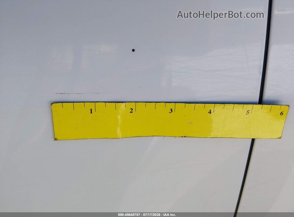 1GCGTBEN7J1103529 2018 CHEVROLET COLORADO White 