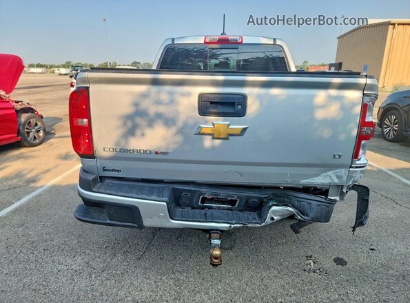 1GCGTCEN0L1207112 2020 CHEVROLET COLORADO Silver Հետևի տեսք
