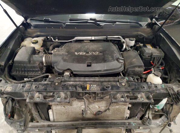 1GCGTCEN1J1156734 2018 CHEVROLET COLORADO Black Rear interior view