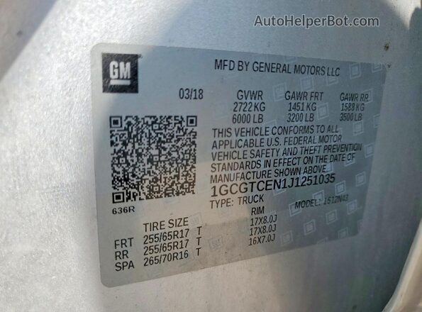 1GCGTCEN1J1251035 2018 CHEVROLET COLORADO Silver Widok komory silnika