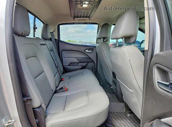 1GCGTCEN2H1211413 2017 CHEVROLET COLORADO Silver Vista de los asientos traseros