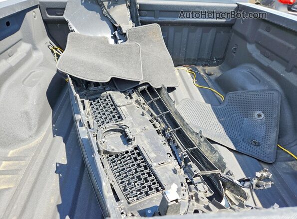 1GCGTCEN8N1318817 2022 CHEVROLET COLORADO Серый Вид подкапотного пространства