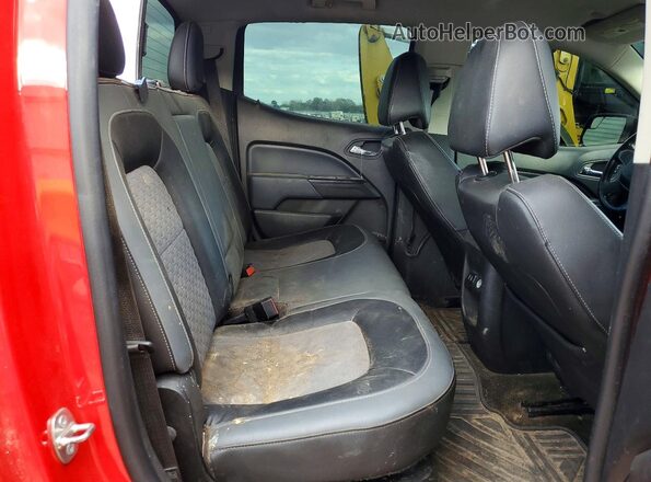 1GCGTDE31G1104842 2016 CHEVROLET COLORADO Red Widok tylnych siedzeń