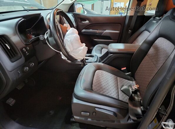 1GCGTDEN2J1243340 2018 CHEVROLET COLORADO Black Вид салону спереду
