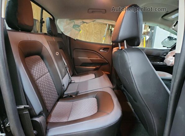 1GCGTDEN2J1243340 2018 CHEVROLET COLORADO Black Вид задніх сидінь