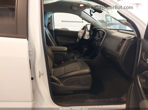 1GCGTDEN7J1140575 2018 CHEVROLET COLORADO Белый Вид салона спереди