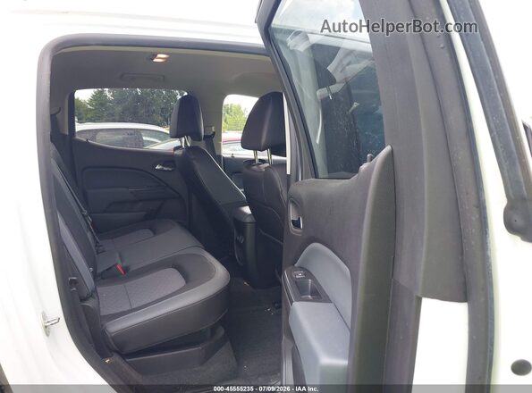 1GCGTDEN8J1226283 2018 CHEVROLET COLORADO White VIN კოდის სტიკერის ხედი