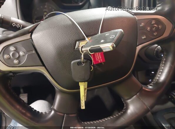 1GCGTDEN9J1298058 2018 CHEVROLET COLORADO Синий Вид панели приборов