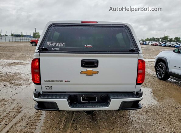1GCGTDENXH1277990 2017 CHEVROLET COLORADO White Widok z tyłu