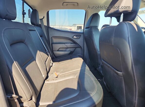 1GCGTEENXJ1108239 2018 CHEVROLET COLORADO Black Rear seats view