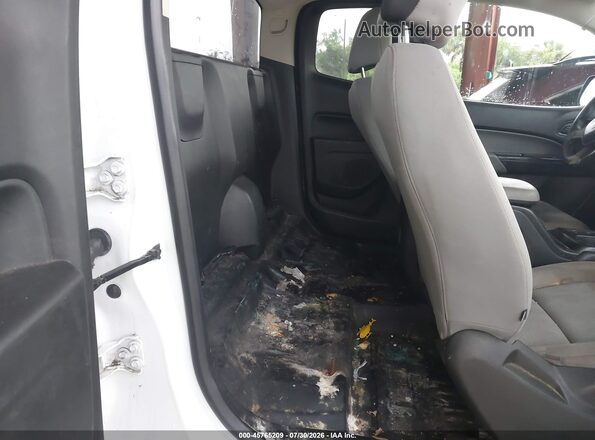 1GCHSBEA0J1319081 2018 CHEVROLET COLORADO Белый Вид наклейки с VIN-кодом