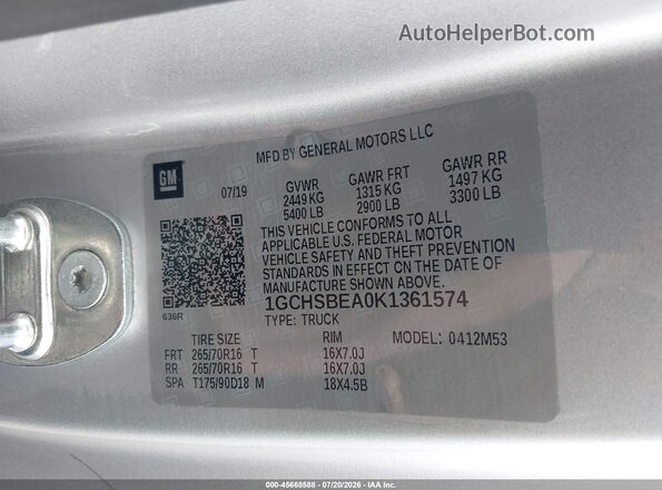 1GCHSBEA0K1361574 2019 CHEVROLET COLORADO Silver Vista del compartimento del motor