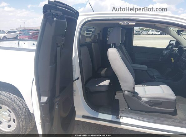 1GCHSBEA3G1268720 2016 CHEVROLET COLORADO White VIN sticker view