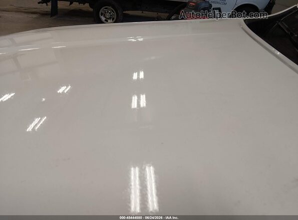 1GCHSBEAXH1249938 2017 CHEVROLET COLORADO White Вид спереду