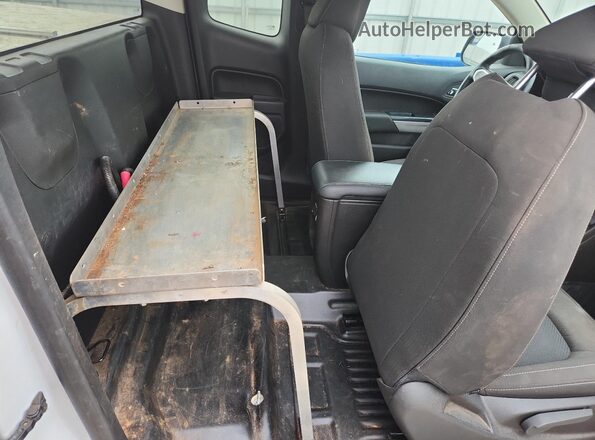 1GCHSCEA9N1195775 2022 CHEVROLET COLORADO White Widok tylnych siedzeń