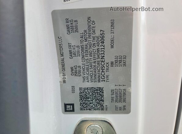 1GCHSCEN3J1240657 2018 CHEVROLET COLORADO White Вид підкапотного простору