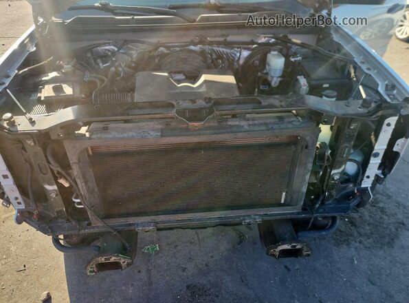 1GCNCNEH1JZ117740 2018 CHEVROLET SILVERADO Серебряный Вид задней части салона