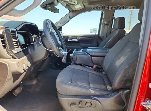 1GCPADED0TZ150205 2026 CHEVROLET SILVERADO Red Widok wnętrza z przodu