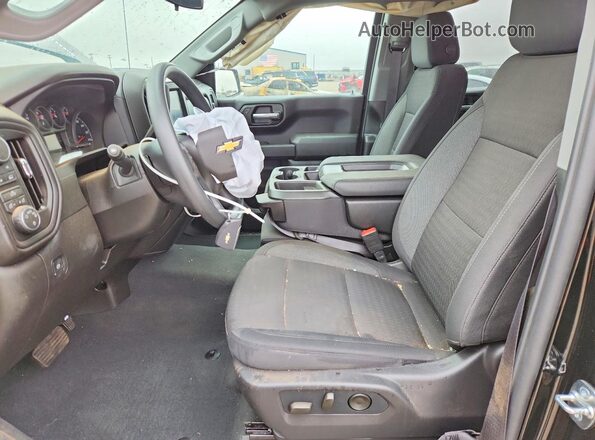 1GCPKBEK4TZ214374 2026 CHEVROLET SILVERADO Черный Вид салона спереди