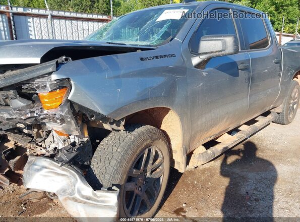 1GCPKBEK5TZ220541 2026 CHEVROLET SILVERADO Silver Front view