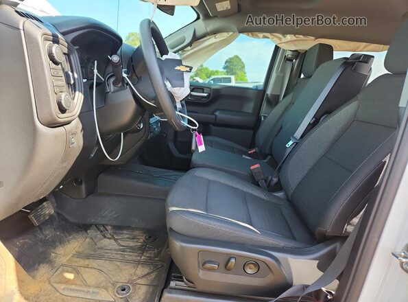 1GCPKBEK9TZ221580 2026 CHEVROLET SILVERADO White Vista interior delantera