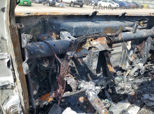 1GCPKWEK6TZ203433 2026 CHEVROLET SILVERADO Burn Սարքավորումների վահանակի տեսք