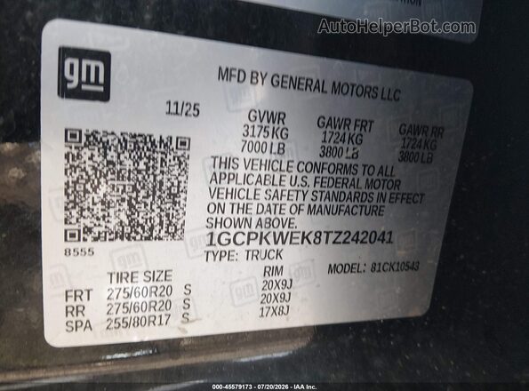 1GCPKWEK8TZ242041 2026 CHEVROLET SILVERADO Black Widok komory silnika