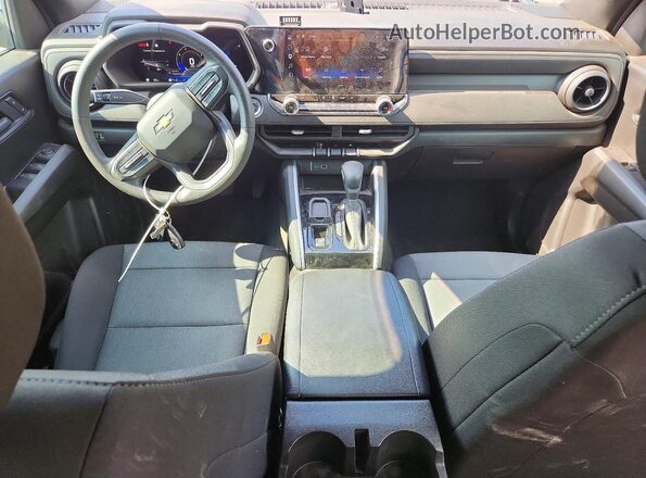 1GCPSBEK2S1162305 2025 CHEVROLET COLORADO Белый Вид панели приборов