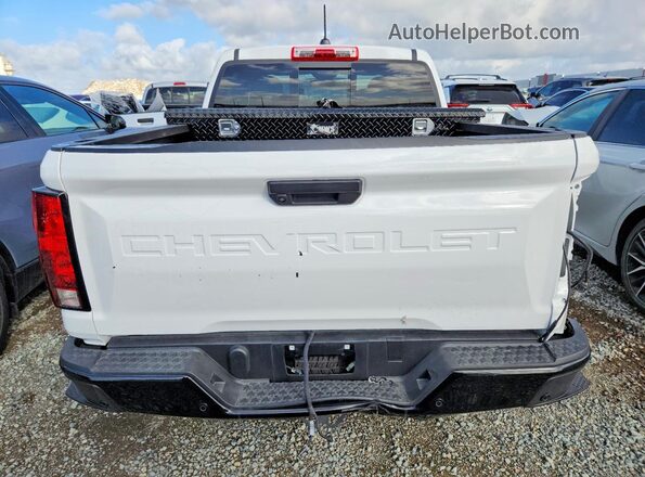 1GCPSBEK2S1210949 2025 CHEVROLET COLORADO White Widok z tyłu