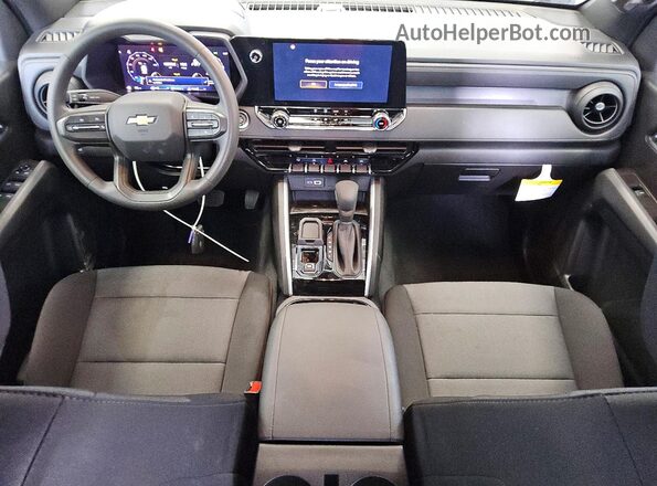 1GCPSBEK5T1170027 2026 CHEVROLET COLORADO Серебряный Вид панели приборов