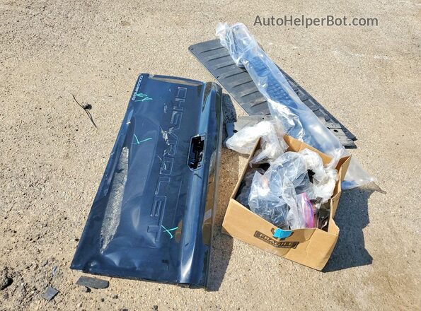 1GCPSBEK7S1173204 2025 CHEVROLET COLORADO Black Вид задньої частини салону