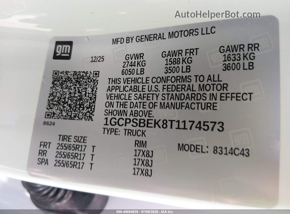 1GCPSBEK8T1174573 2026 CHEVROLET COLORADO White ძრავის განყოფილების ხედი