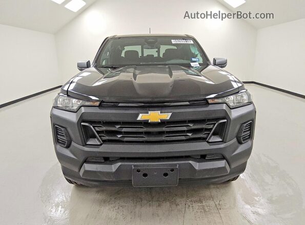 1GCPSBEK9T1174078 2026 CHEVROLET COLORADO Black Widok z przodu