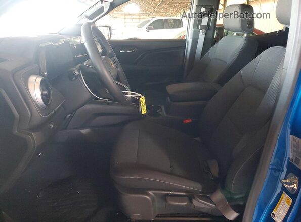 1GCPSCEK8R1181389 2024 CHEVROLET COLORADO Blue წინა სალონის ხედი