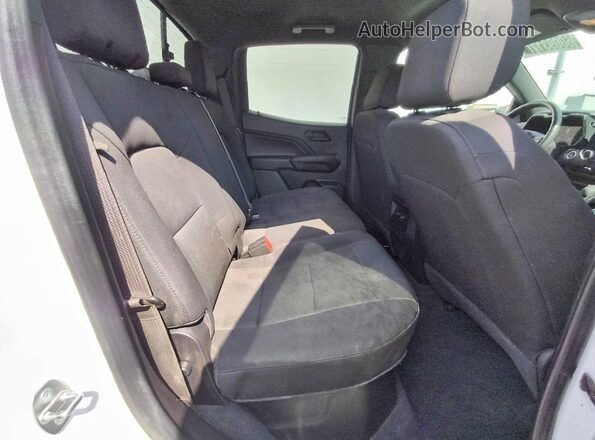 1GCPTBEK7P1132883 2023 CHEVROLET COLORADO White Vista de los asientos traseros
