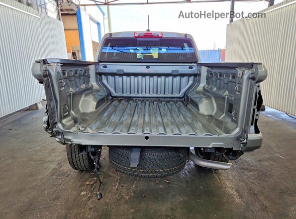1GCPTBEK9S1181995 2025 CHEVROLET COLORADO Gray Вид ззаду