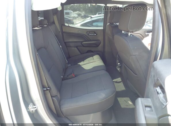 1GCPTCEK2P1133543 2023 CHEVROLET COLORADO Silver Вид наклейки з VIN-кодом